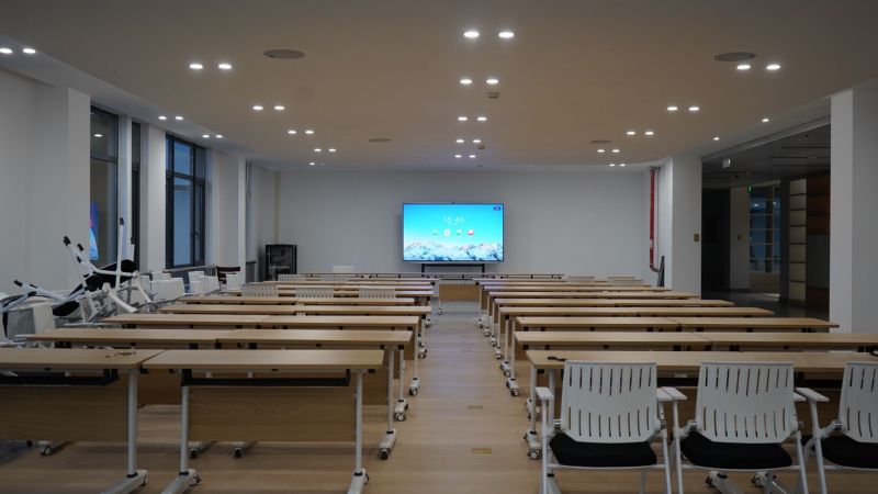 岭下镇中心学校